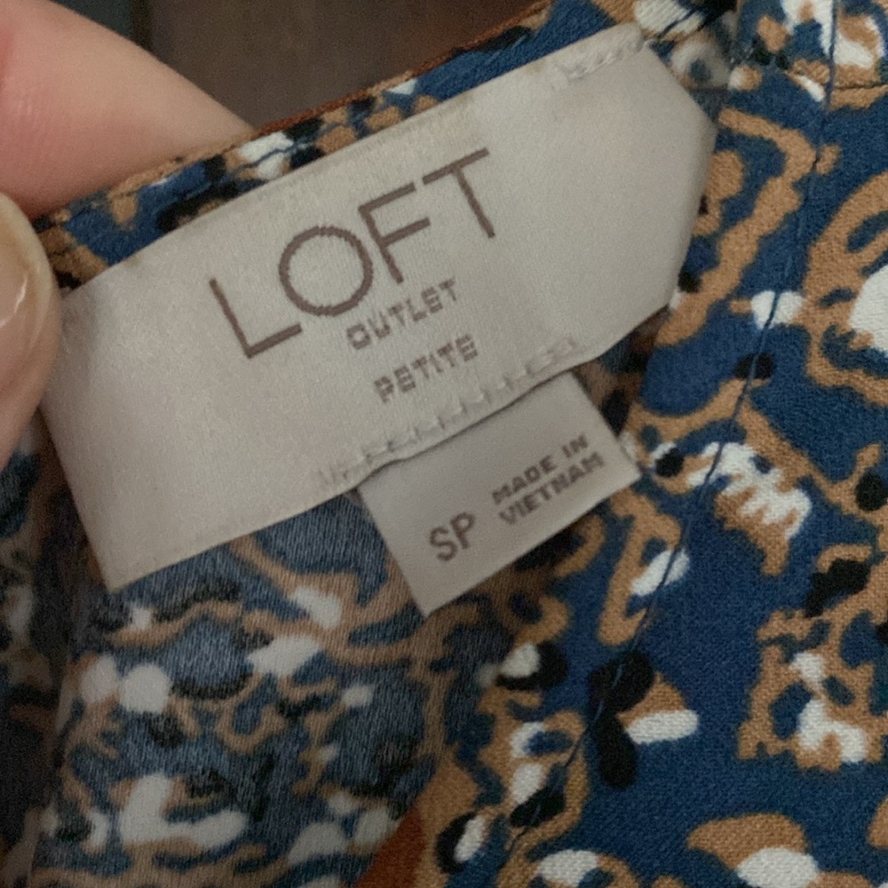 Loft  Outlet small petite, beautiful dress - Picture 3 of 7